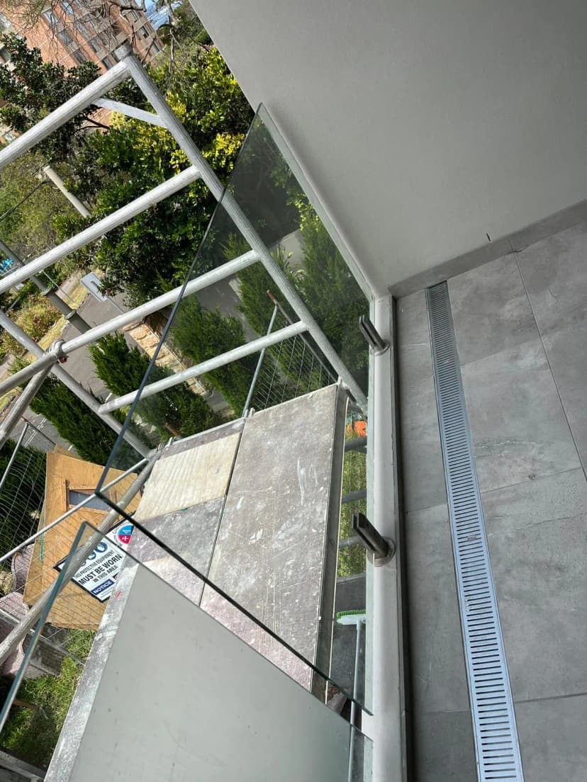 Home balcony glass fencing