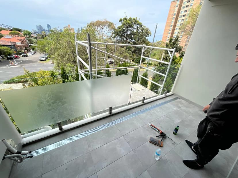 Home balcony glass window installation