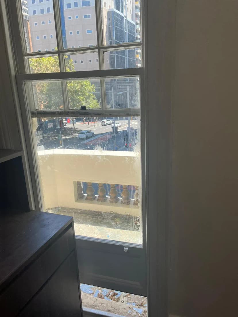 Home glass window replacement